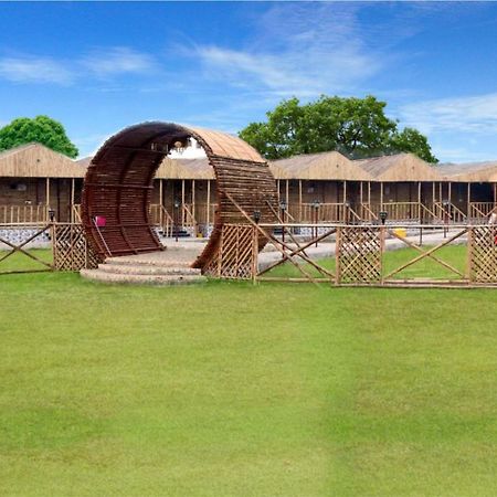 Gopika Resort Vrindāvan 외부 사진