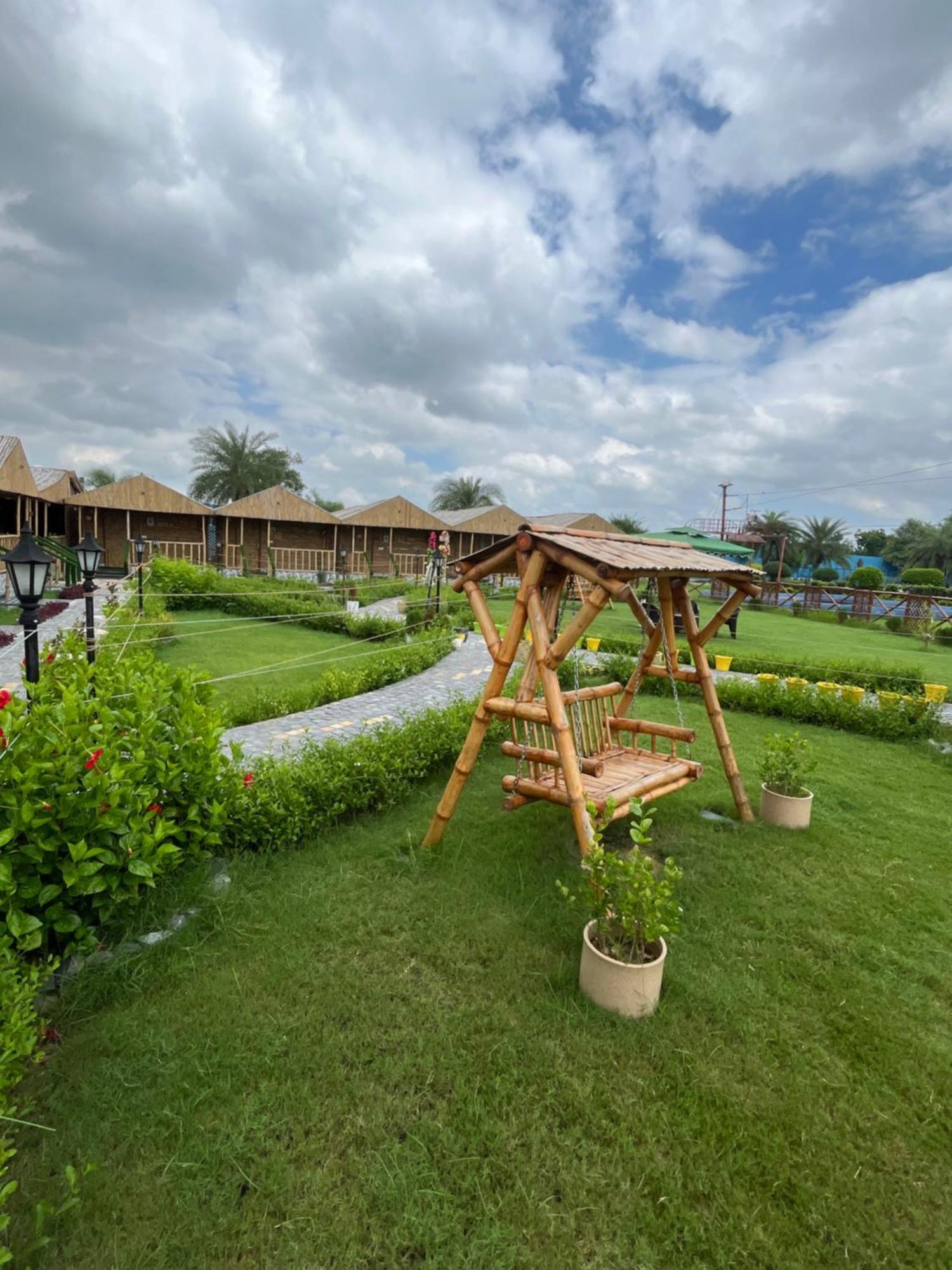 Gopika Resort Vrindāvan 외부 사진