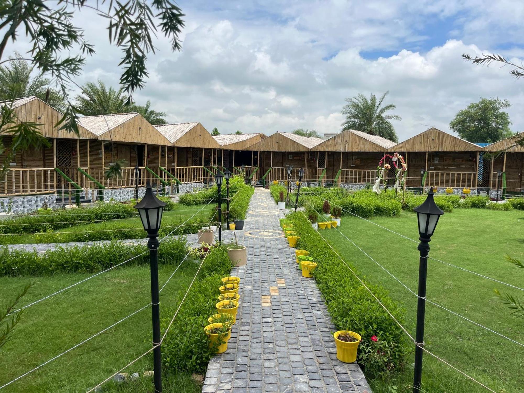 Gopika Resort Vrindāvan 외부 사진